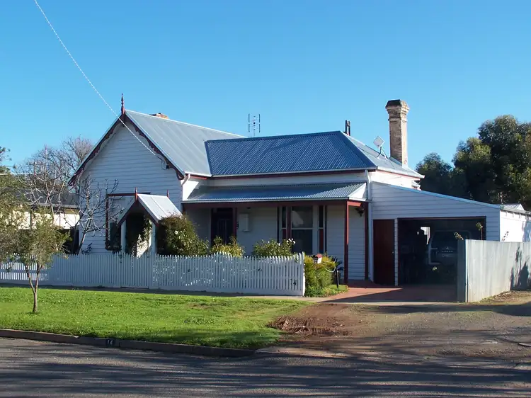 14 Verdon Street, Inglewood VIC 3517