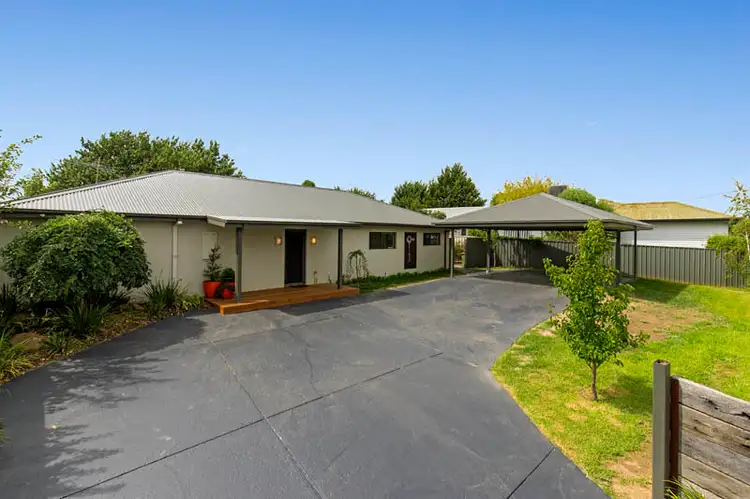 57 Symonds Street, Yarra Glen VIC 3775