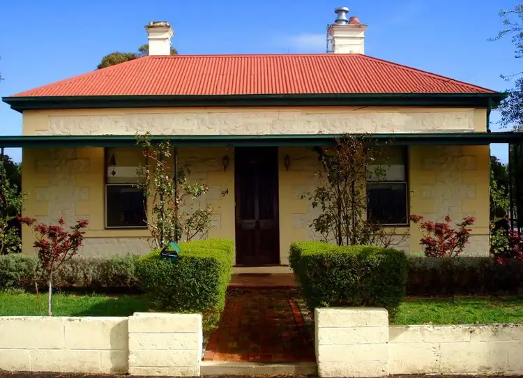 54 BERTHA STREET, Mount Gambier SA 5290