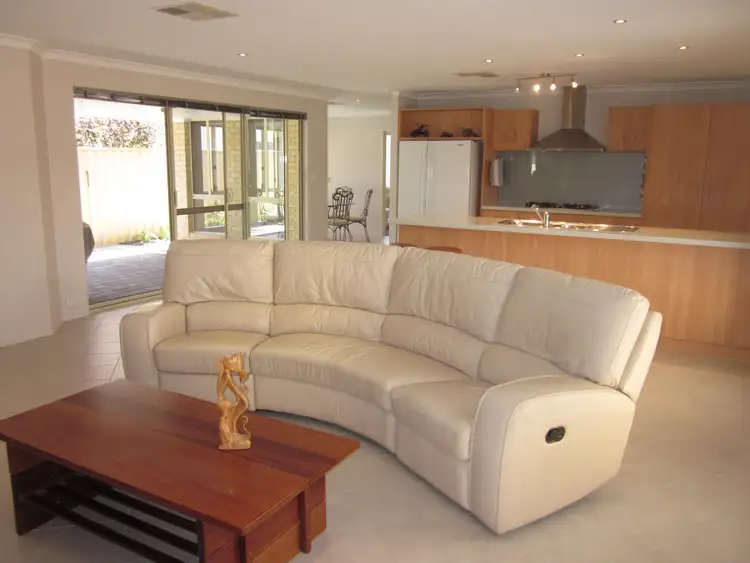 Fifth view of Homely house listing, 29 Pentland, Canning Vale WA 6155