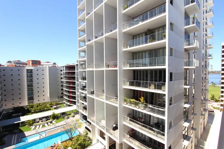 13/155 Adelaide Terrace