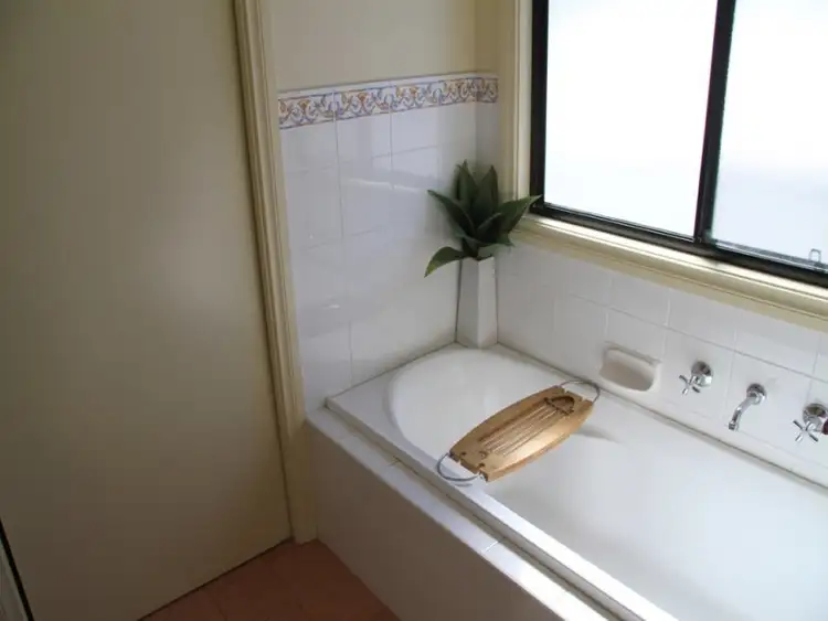 Fifth view of Homely house listing, 50 Lachlan Crescent, Mount Gambier SA 5290