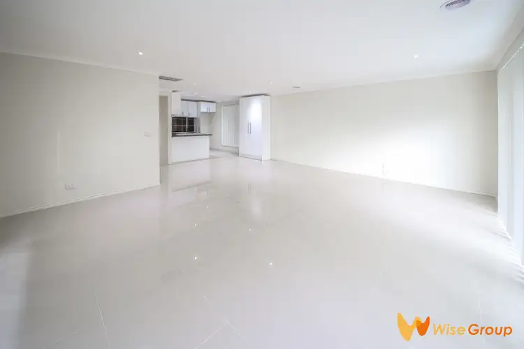 Second view of Homely house listing, 3 Hound Court, Pakenham VIC 3810