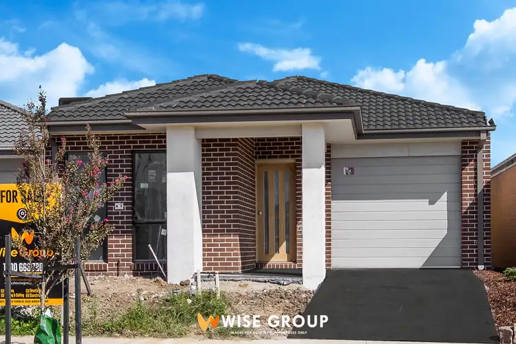 17 Trainers Way, Clyde North VIC 3978