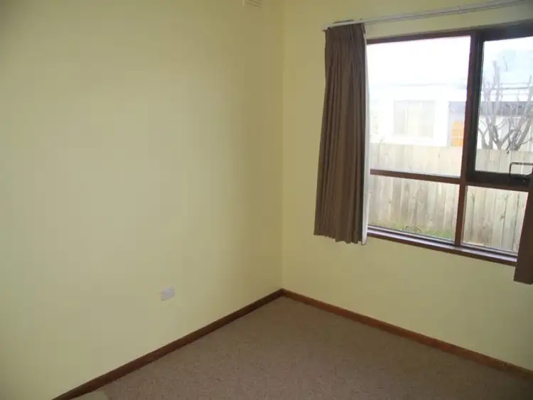 Fifth view of Homely unit listing, 4/4 Pick Avenue, Mount Gambier SA 5290