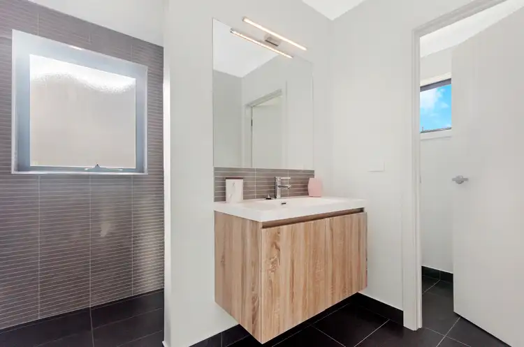 Seventh view of Homely house listing, 5 Bluewater Court, Portland VIC 3305