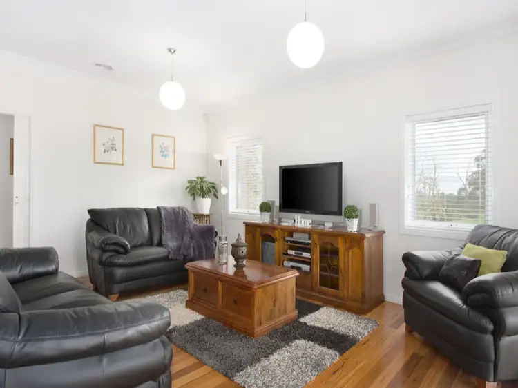 Third view of Homely house listing, 10 Patison Court, Drouin VIC 3818