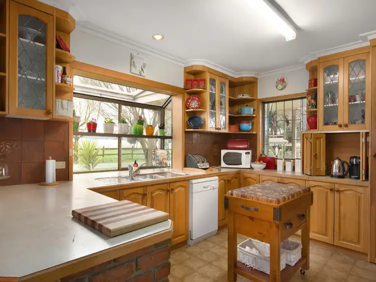 Fourth view of Homely rural property listing, 225 Fishers Road, Drouin VIC 3818