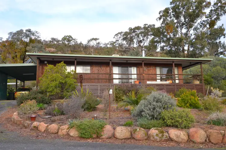 52 Ganawarra Road, Stawell VIC 3380