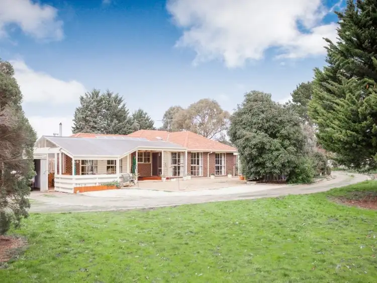 165 Panorama Drive, Gisborne VIC 3437
