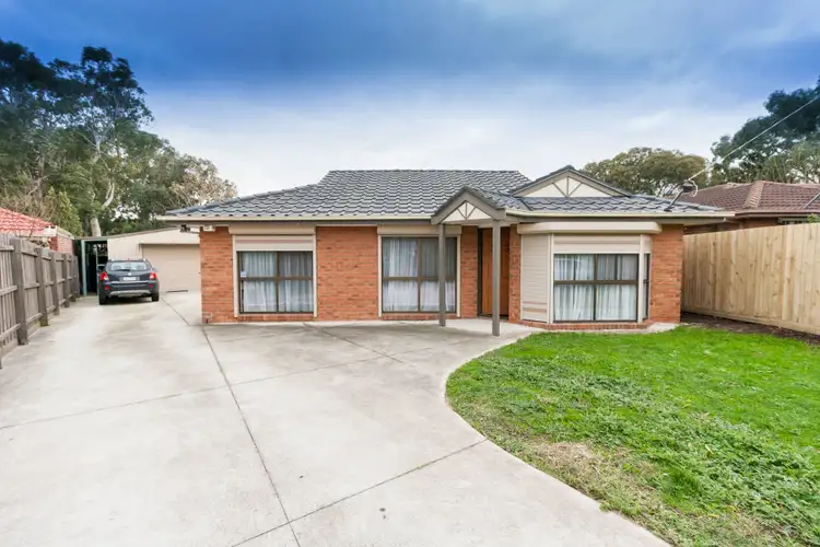 5 Luke Court, Hampton Park VIC 3976