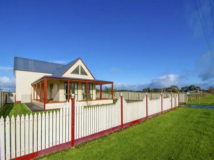 51 Barclay Street, Heywood VIC 3304