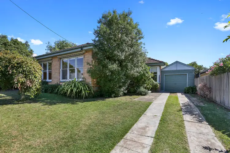 4 Elderslie Terrace, Newtown VIC 3220