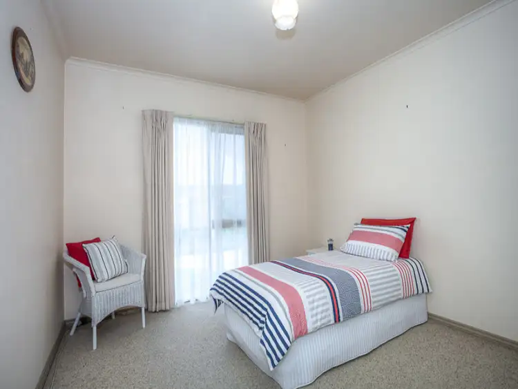 Seventh view of Homely unit listing, 1/64 Sheedy Road, Gisborne VIC 3437
