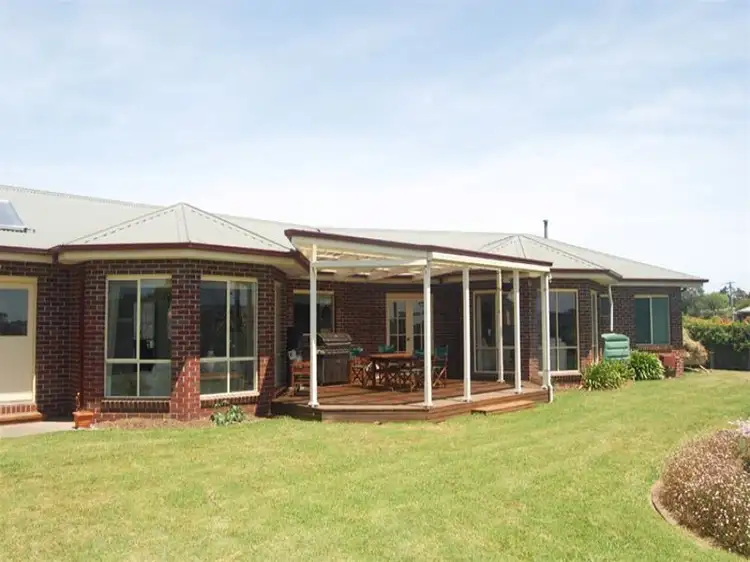 14 Burns Road, Portland VIC 3305