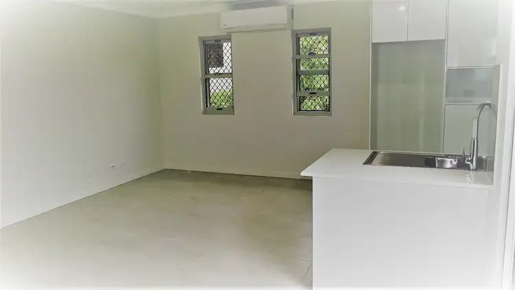 Sixth view of Homely unit listing, 9/39 Landsborough Ave, Scarborough QLD 4020
