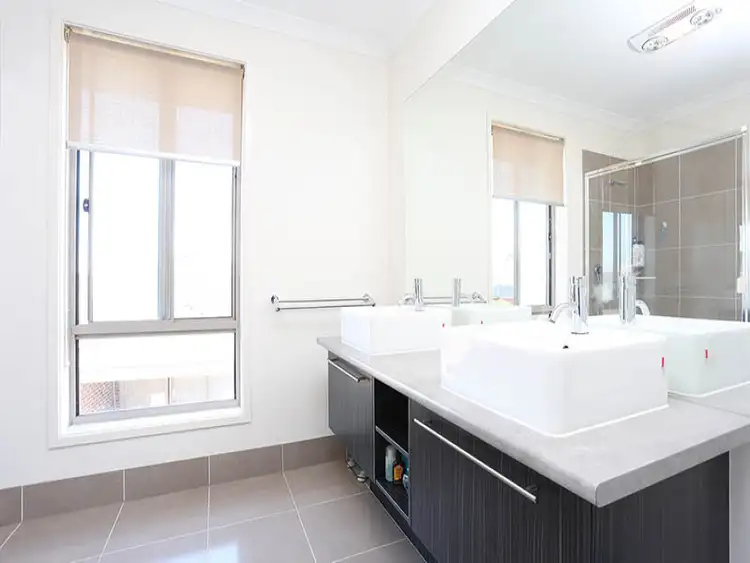 Sixth view of Homely house listing, 31 Pontoon Street, Lalor VIC 3075