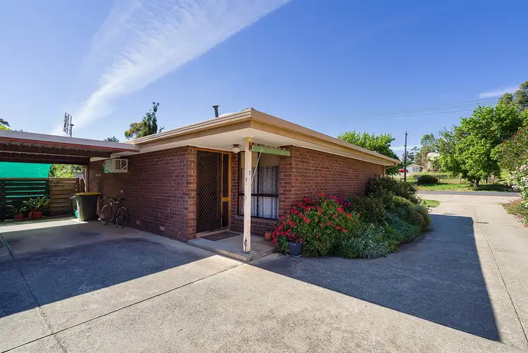 Main view of Homely unit listing, 2/1a Saint Street, Castlemaine VIC 3450