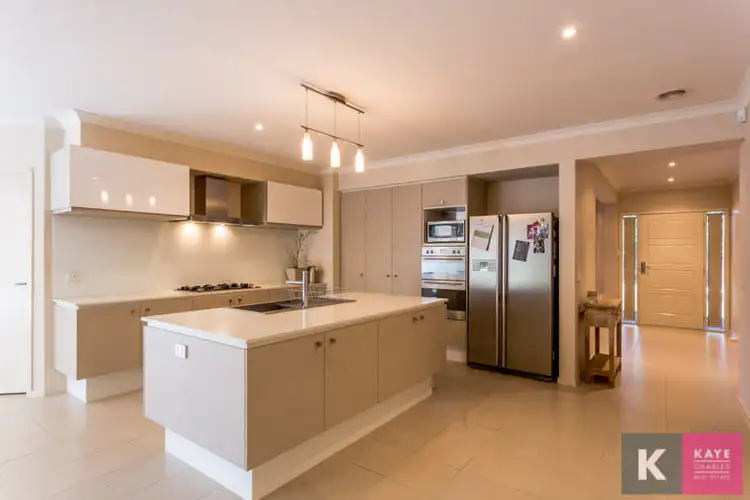 Sixth view of Homely house listing, 3 Lawrence Close, Pakenham VIC 3810