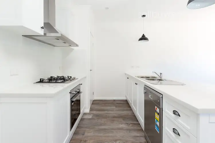 Fifth view of Homely apartment listing, 2/154 LAWRENCE STREET, Wodonga VIC 3690