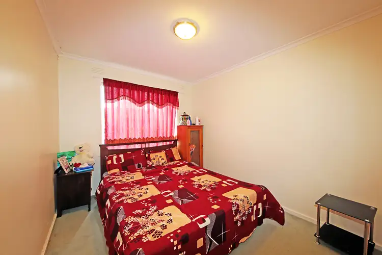 Fifth view of Homely block of units listing, 6 Una Street, Sunshine VIC 3020
