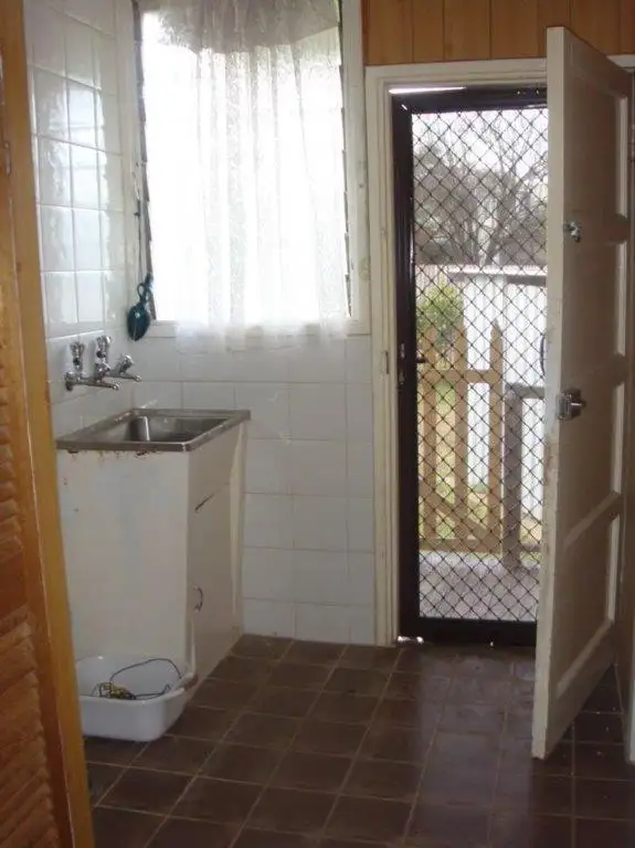 Fifth view of Homely house listing, 16 Turner Crs, Braybrook VIC 3019