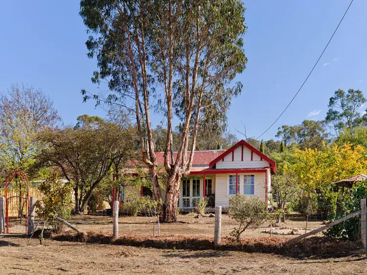 17 Diamond Gully Road, Campbells Creek VIC 3451