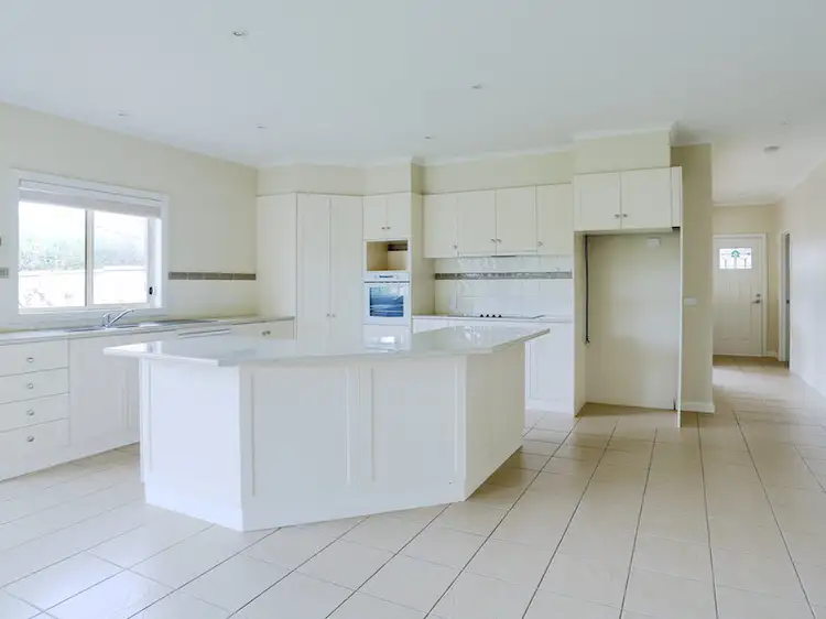 Third view of Homely house listing, 8 Cambridge Drive, Mansfield VIC 3722