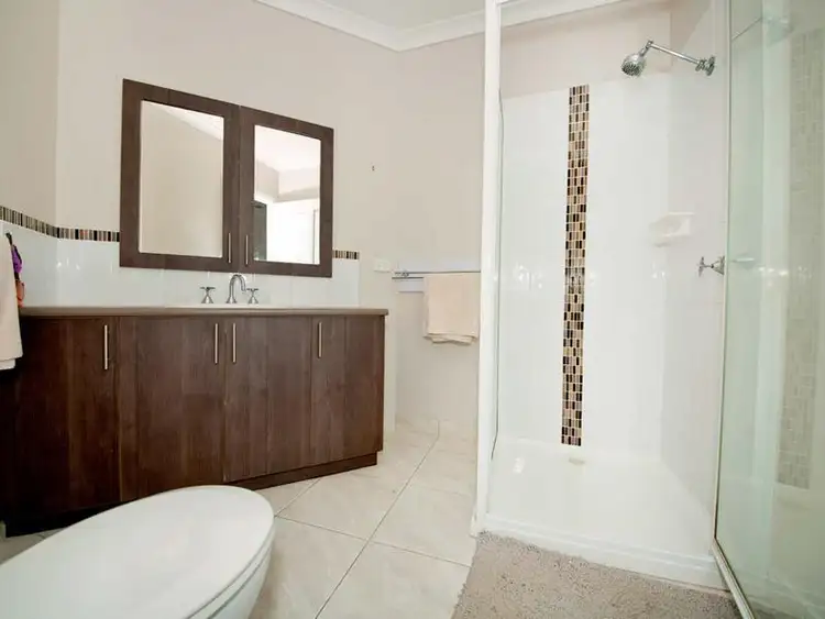 Seventh view of Homely house listing, 4 Linda Crescent, Yarrawonga VIC 3730