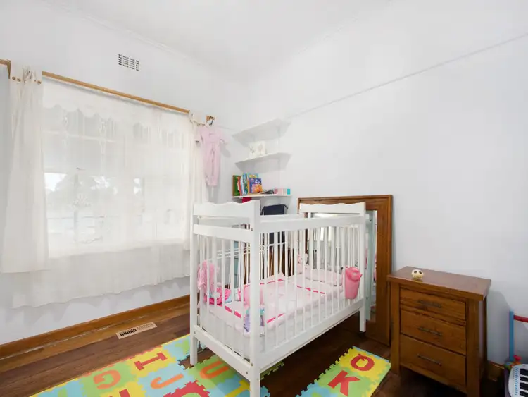 Sixth view of Homely house listing, 18 Centre Avenue, Warragul VIC 3820