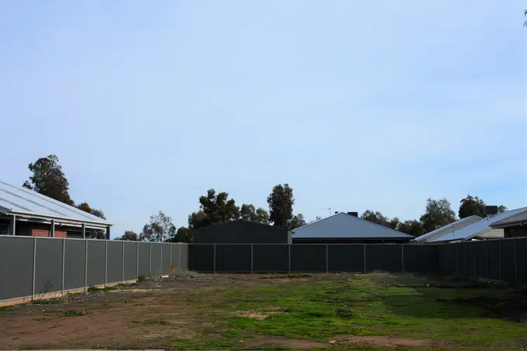 38 Phillip Hyland Drive, Yarrawonga VIC 3730