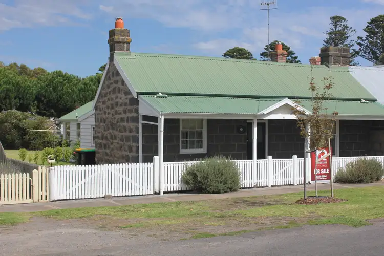 81 Bank Street, Port Fairy VIC 3284