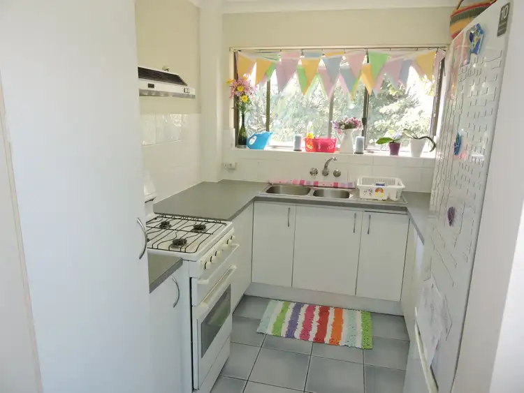 Fifth view of Homely unit listing, 7/18 FOXTON ST, Indooroopilly QLD 4068