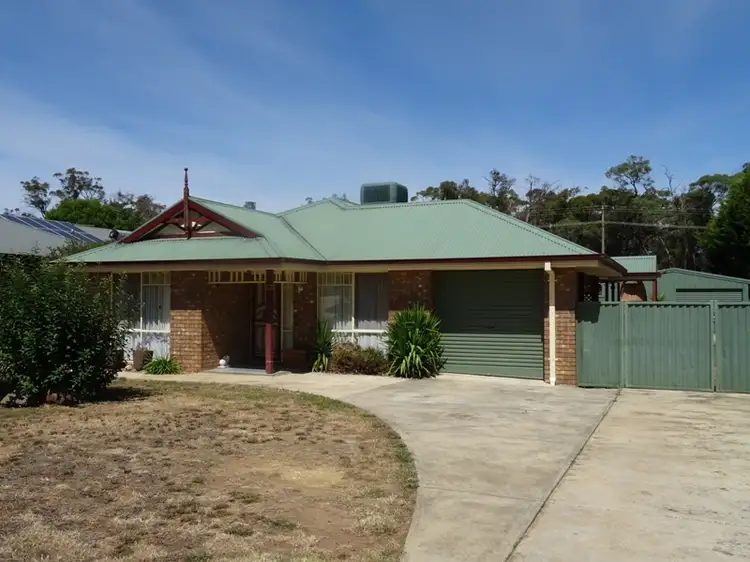 13 Caddy Drive, Creswick VIC 3363