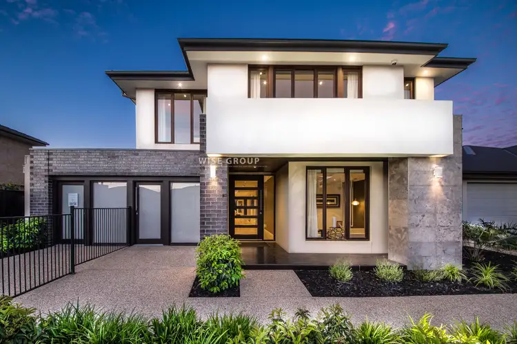 28 Flowerbloom Crescent, Clyde North VIC 3978