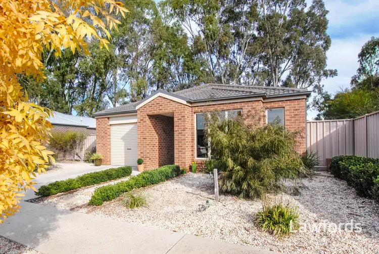 8 Lorna Court, White Hills VIC 3550