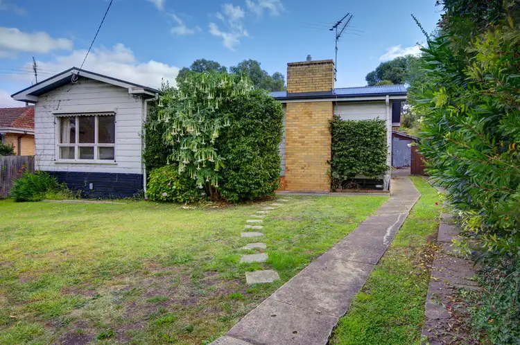 Main view of Homely house listing, 2 Murray Street, Highton VIC 3216
