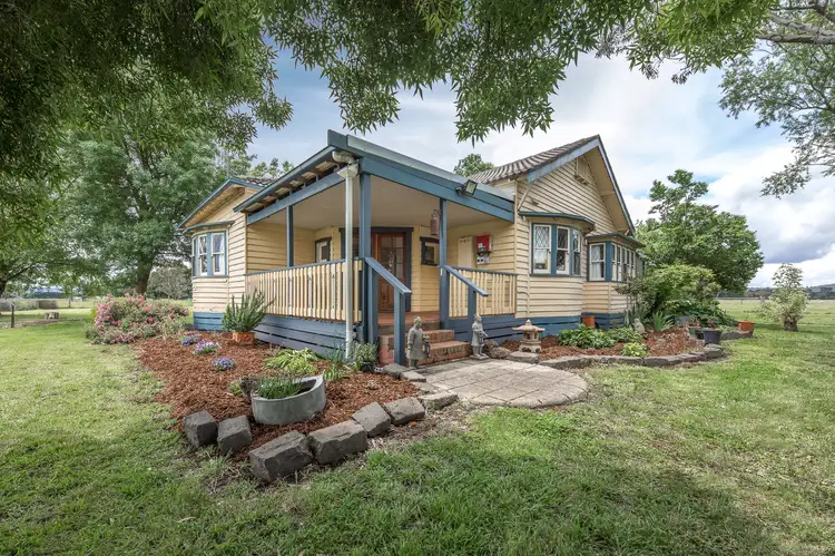 103 Racecourse Rd, Lancefield VIC 3435