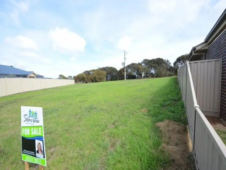 8 Neptune Avenue, Portland VIC 3305