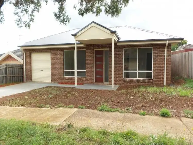 1/7 Archibald Crescent, Warragul VIC 3820