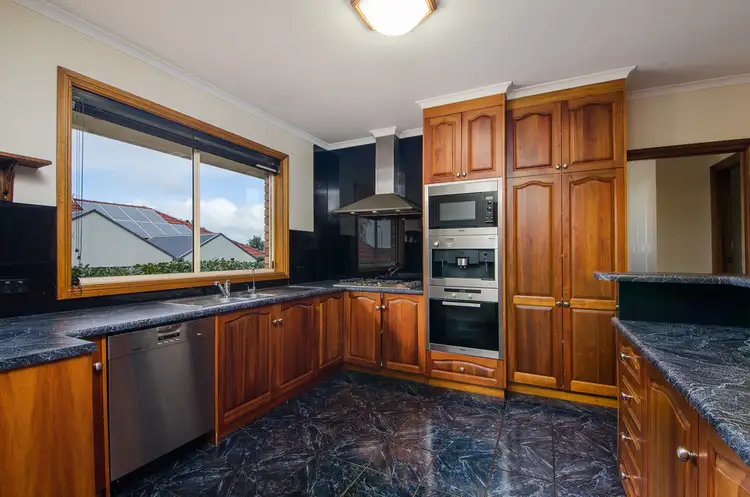 Fifth view of Homely house listing, 22 Lorikeet Street, Mount Gambier SA 5290