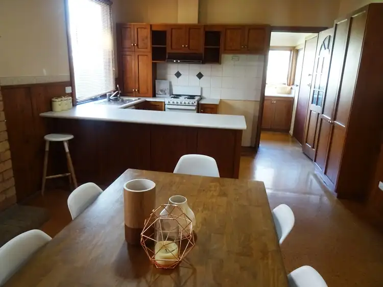 8 Munro Street, Alfredton VIC 3350