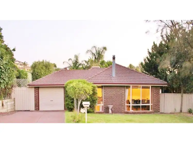 Second view of Homely house listing, 7 Karoola Court, Hallett Cove SA 5158