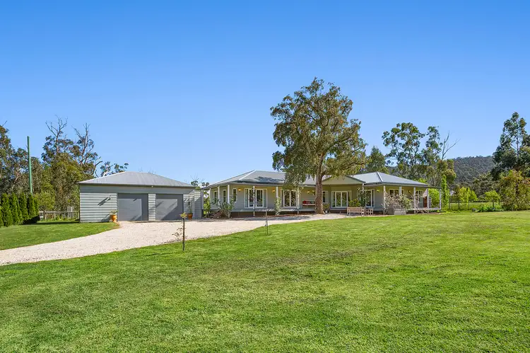 27 Greenwoods Lane, Steels Creek VIC 3775