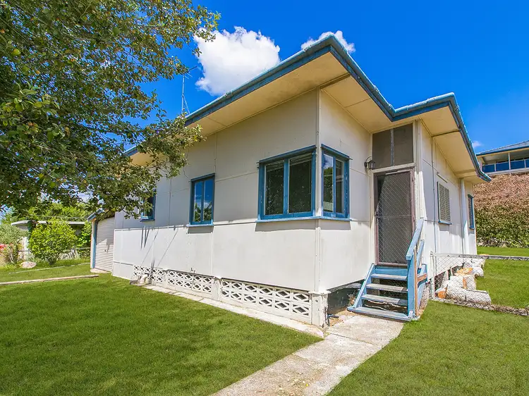 Main view of Homely house listing, 28 Ruth Street, Birkdale QLD 4159