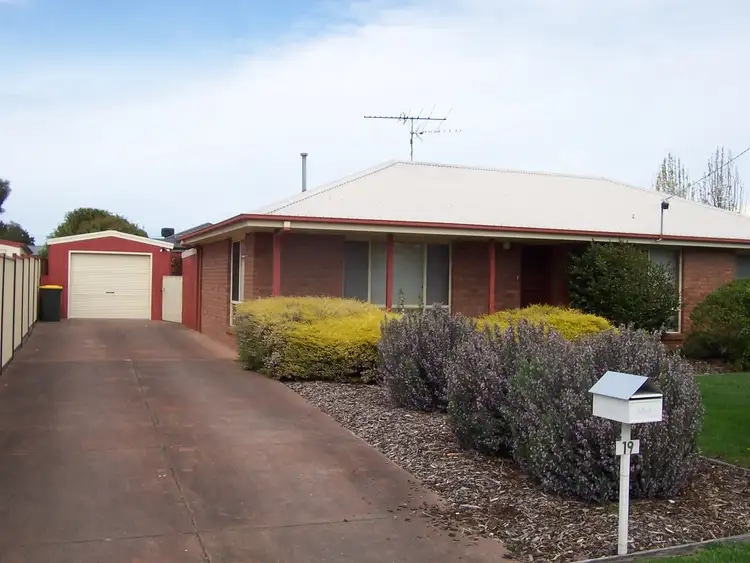 19 Atkinson Street, Ballan VIC 3342