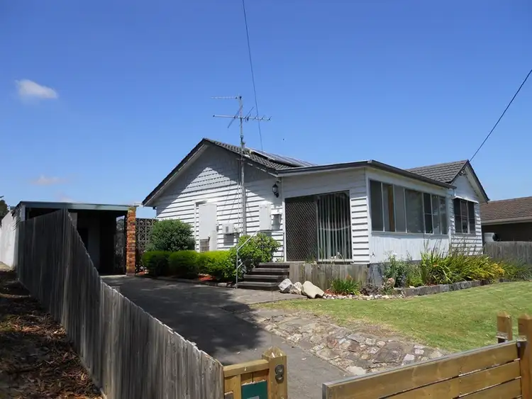 8 Stoddart Street, Moe VIC 3825
