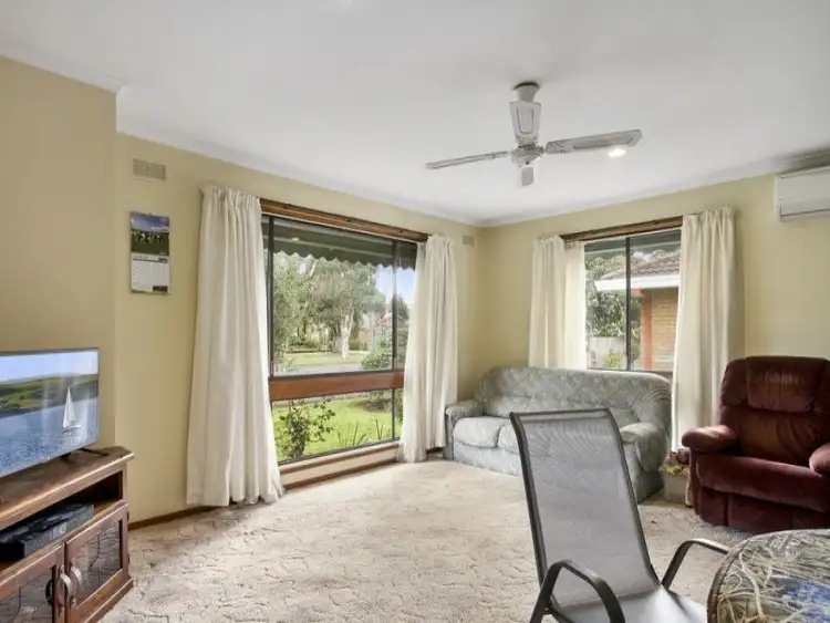 Second view of Homely unit listing, 2/134 Macarthur Street, Sale VIC 3850