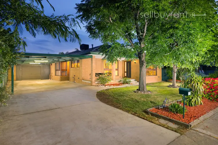 13 MAGNOLIA CRESCENT, Wodonga VIC 3690
