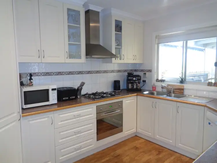 Sixth view of Homely house listing, 10 BRIDGE ROAD, Rochester VIC 3561